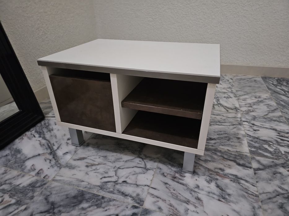 Móvel de sala para TV c/  conjunto mesa de centro