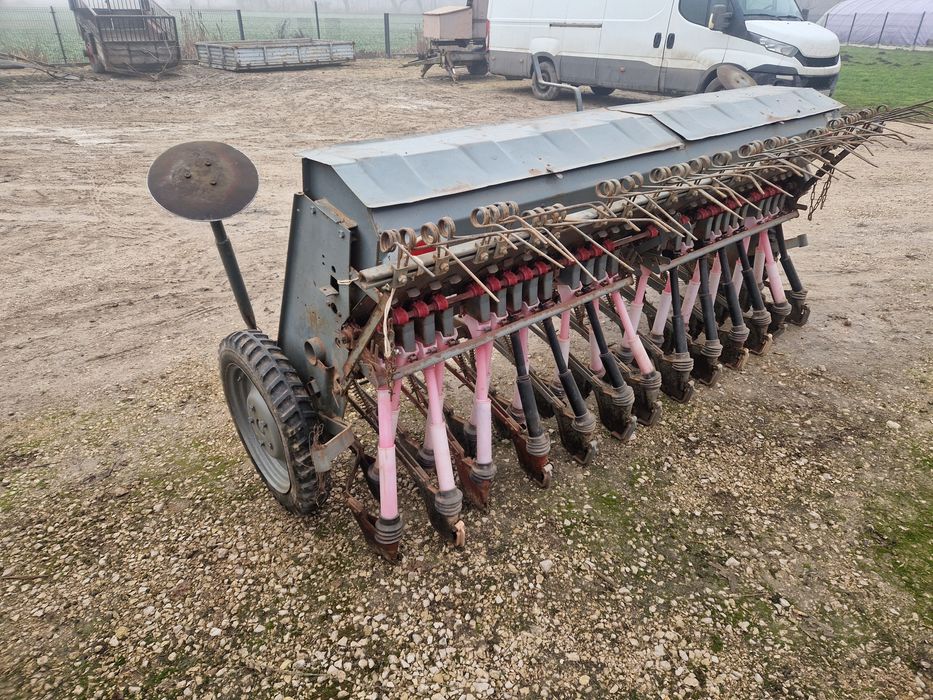 Siewnik do zboża Poznaniak