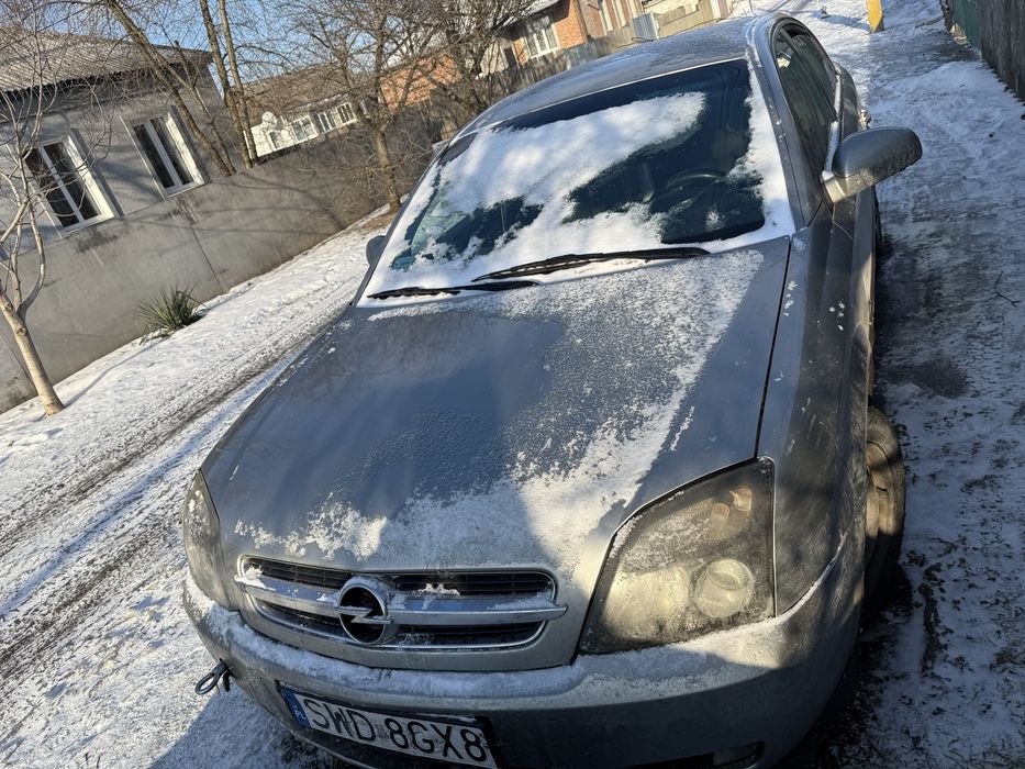 Опель вектра 2004 року