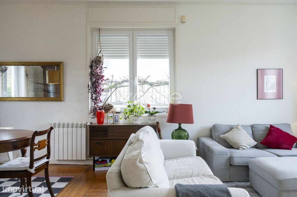 Moradia T4 c/ 278 m2 em Ramalde