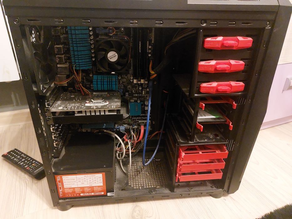 Komputer + Monitor