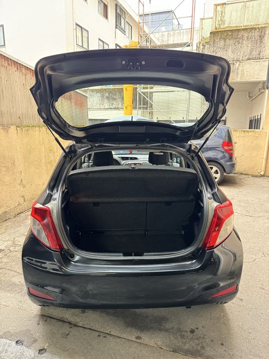 Toyota Yaris 1.0 VVT-i - Sport - Gasolina - Nacional