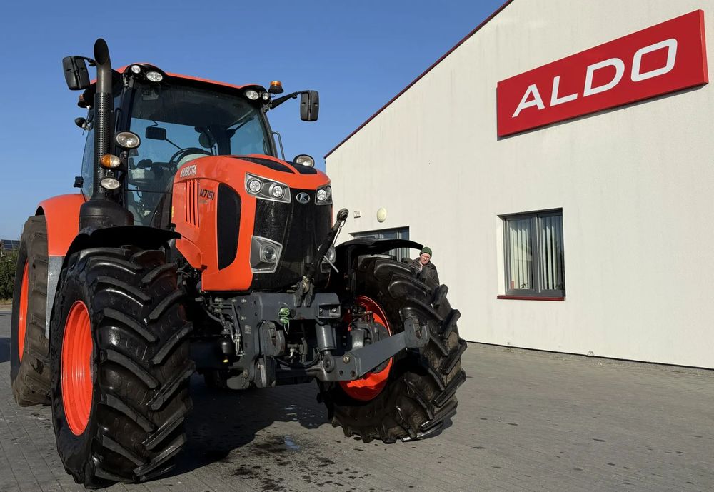 Kubota M7-151 Premium