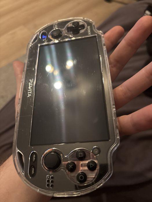 PlayStation Vita 3G 2012 + sd2vita 32GB