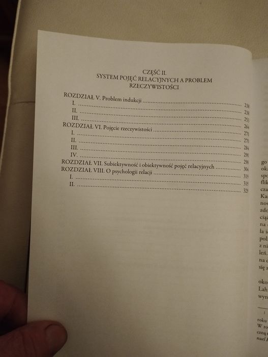 Cassirer substancja u funkcja