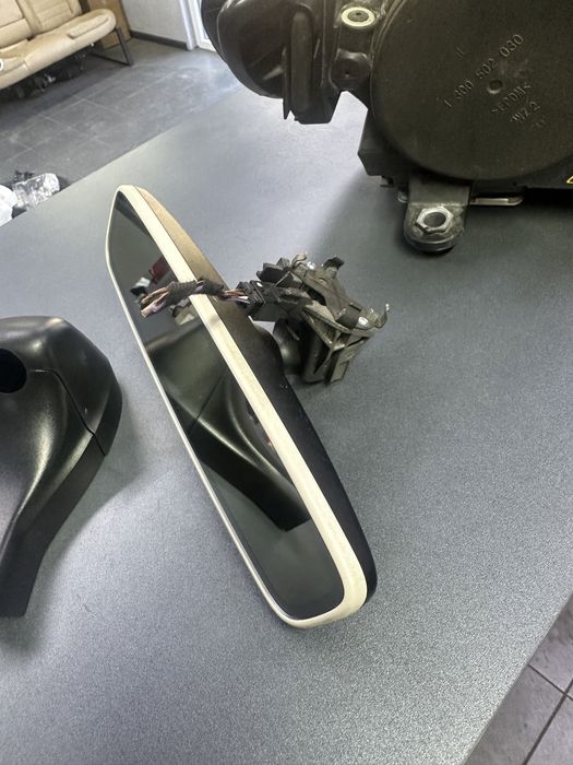 Безрамочне дзеркало Passat B8 Passat заднього виду