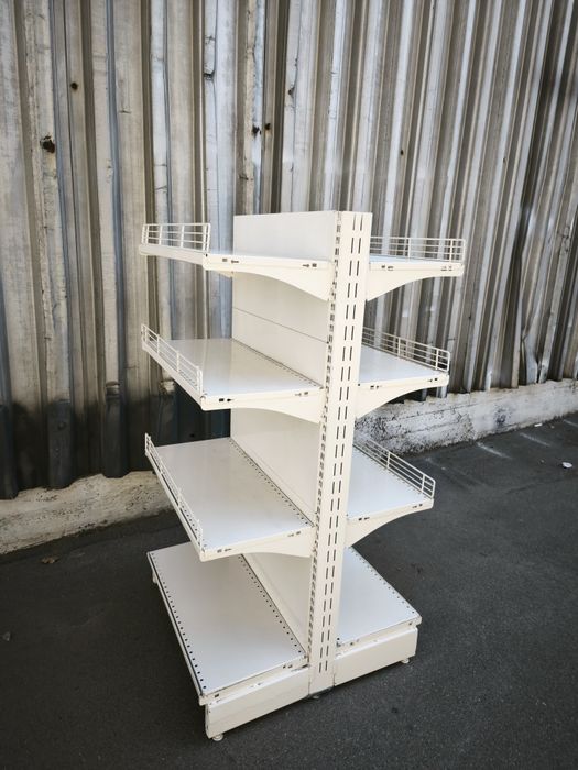 Пристіні перфоровані та острівні стелажі