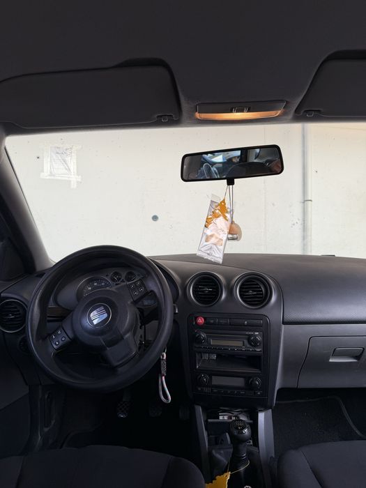 SEAT Ibiza — fotografia 8