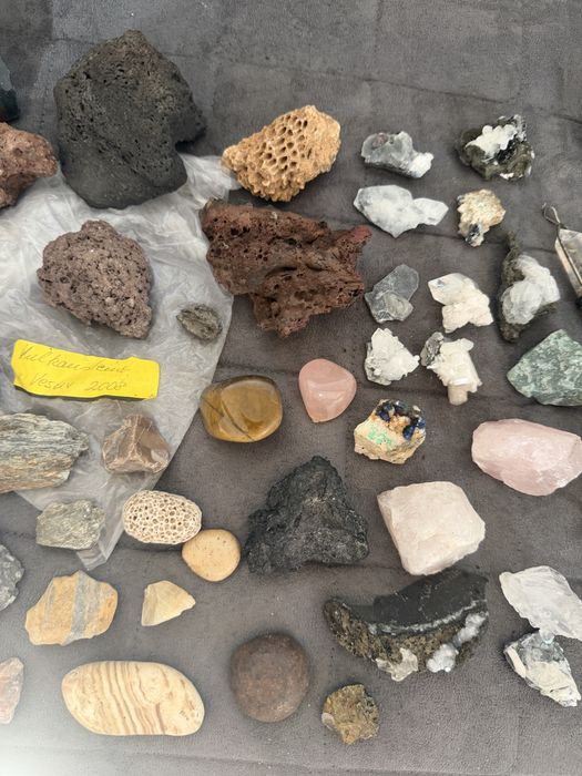 Zestaw minerałów , mineraly