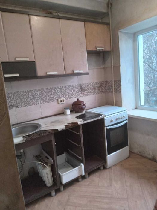 Экслюзив ! Продам двухкомнатную квартиру на Черемушках.