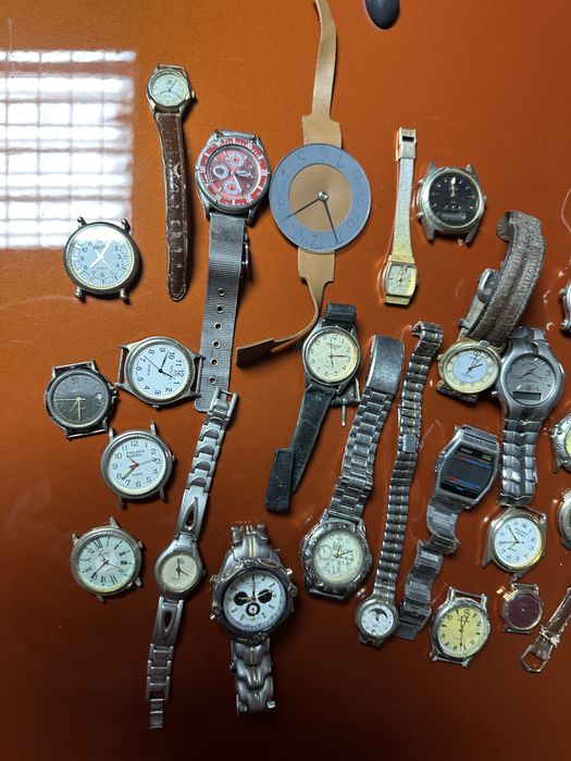Relógios para peças variados