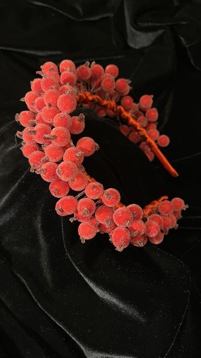 Віночок з калини на голову