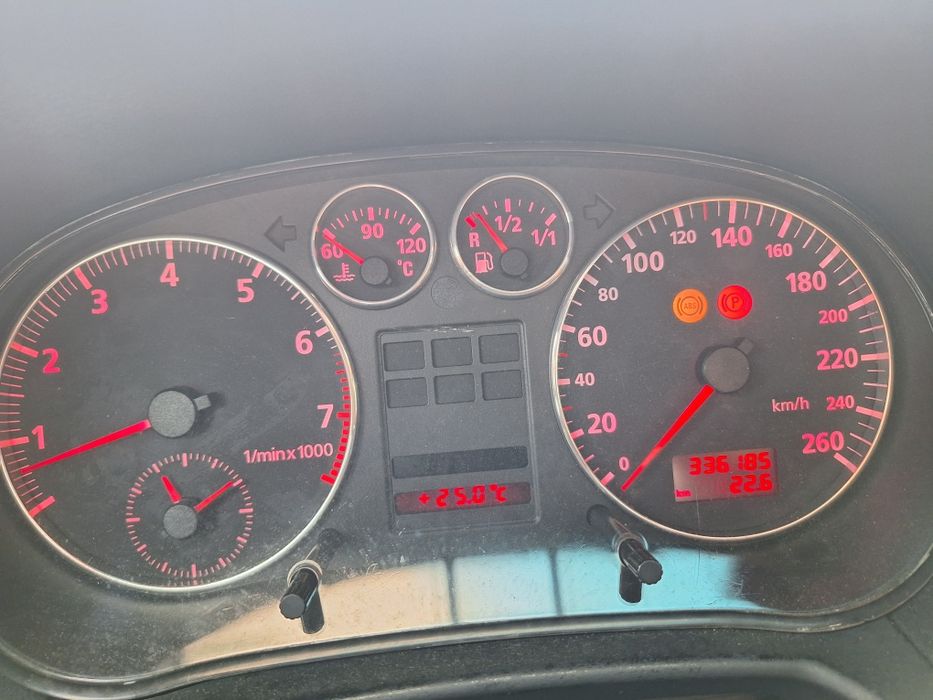 Audi A 3 1.8 125 KM +LPG