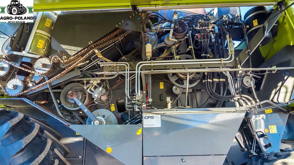 Комбайн CLAAS LEXION 750 - 2012 - 1650 м/г - 7.5 M