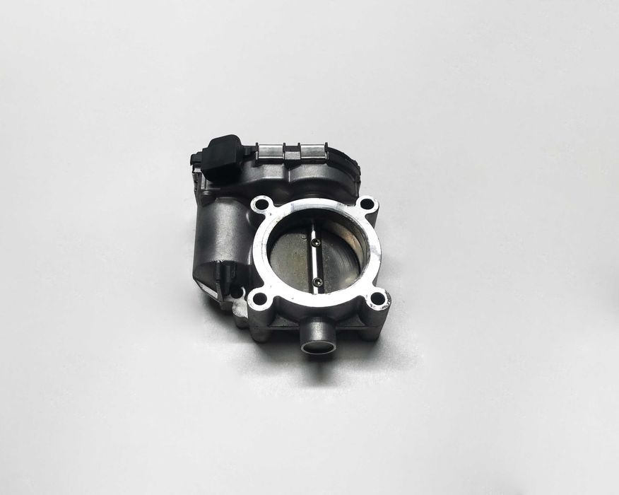 Дросельна заслінка Mercedes E-Class W212. S212. C207. A207 - 1.8