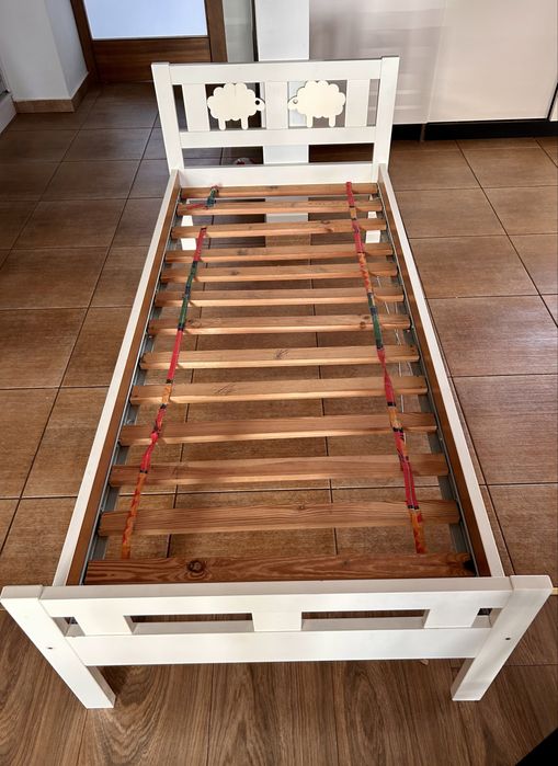 Łóżko dzieciece + materac