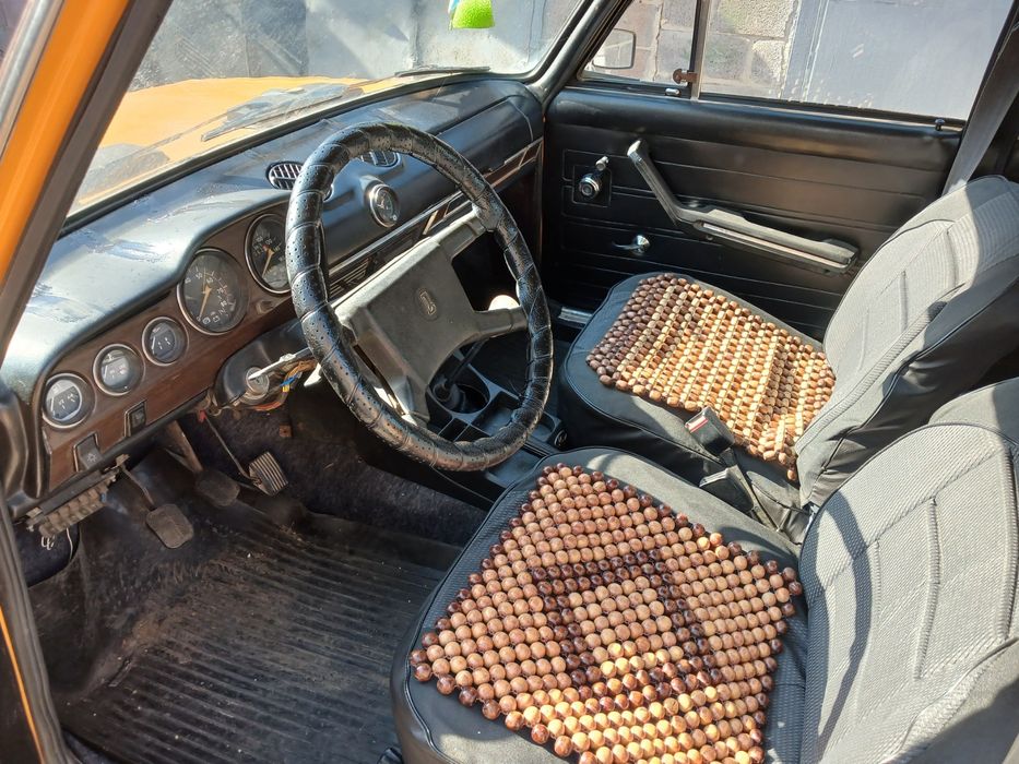 Продам ВАЗ21061 Двигун 1500 рік випуску 1984.