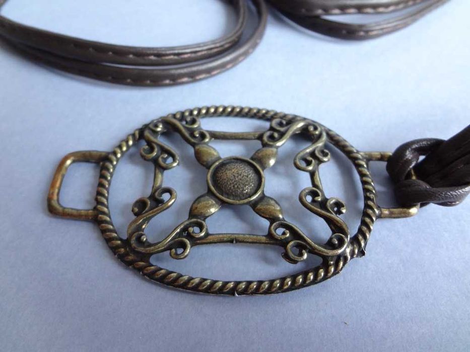 Pasek wiązany brązowy rzemyki klamra NOWY!