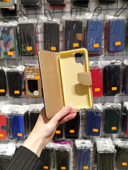 pokrowiec zamykany, etui z klapka, futerał Samsung M32