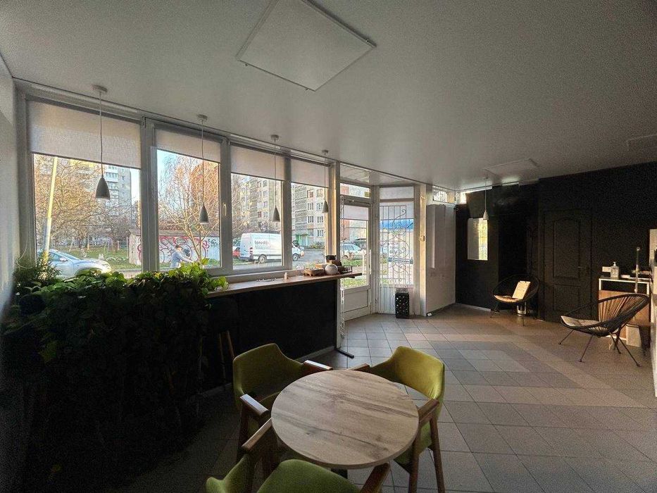 Оренда приміщення просп.Соборності,30а!