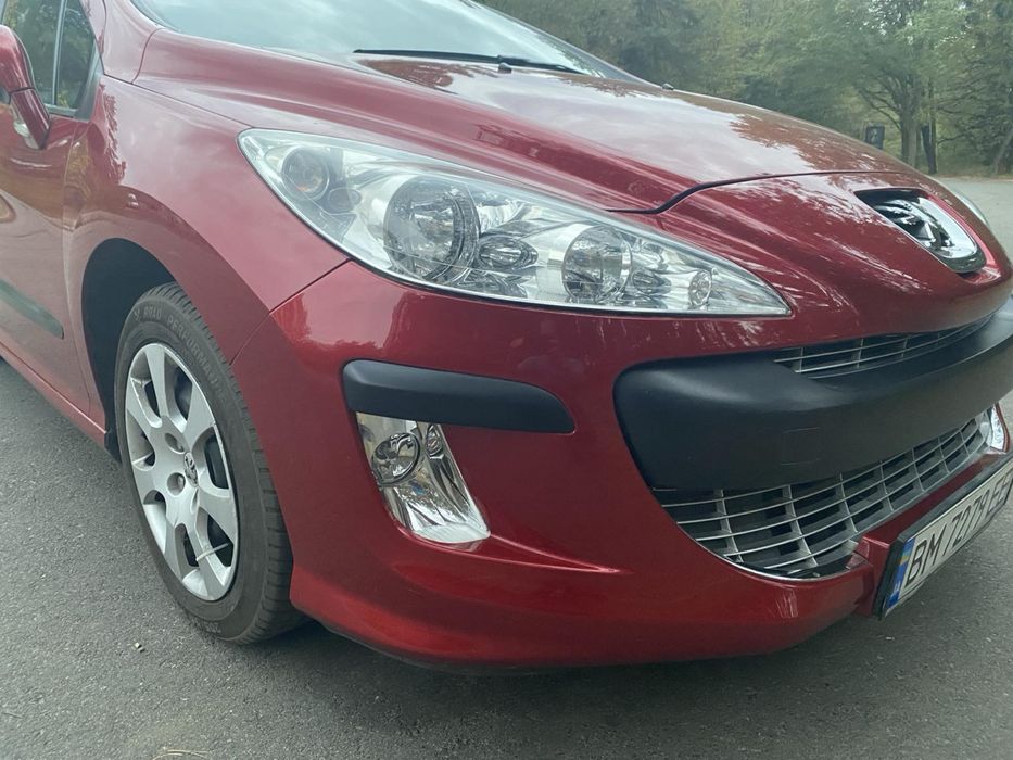 Автомобіль peugeot 308