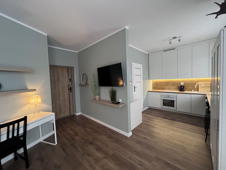 „KASPRZAKA 17- 2os Studio Zielone