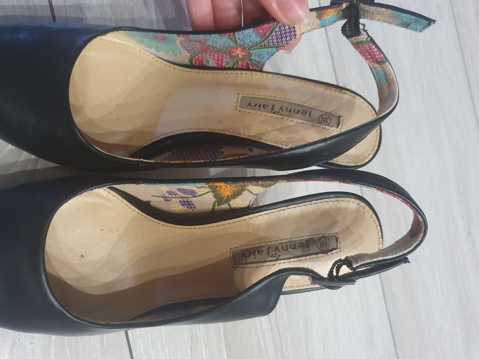 Buty na obcasie szpilki 36