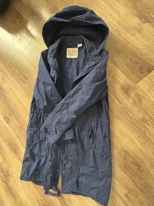 Kurtka płaszczyk na wiosnę Levis r S/M plus gratis