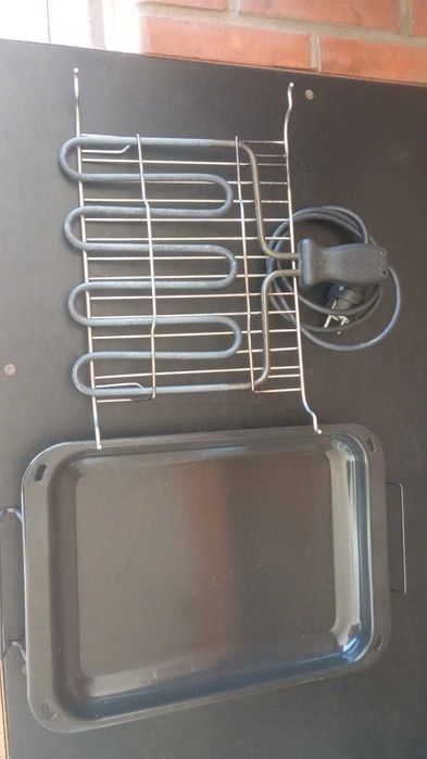 Grelhador elétrico Junex com grelha