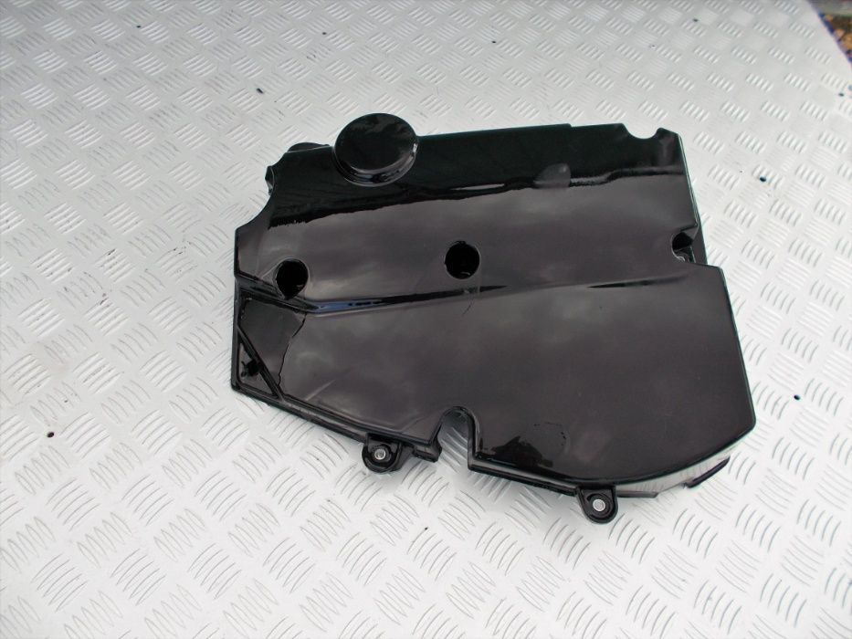 Mercedes Sprinter 906 2.2 CDI pokrywa silnika - rozrządu