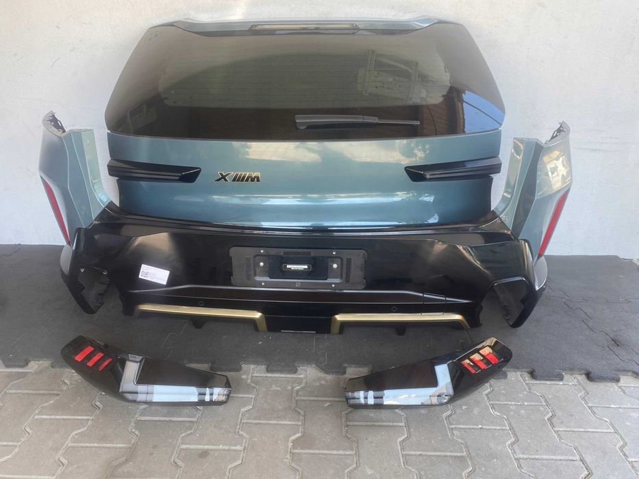 BMW XM G09 Кришка багажника