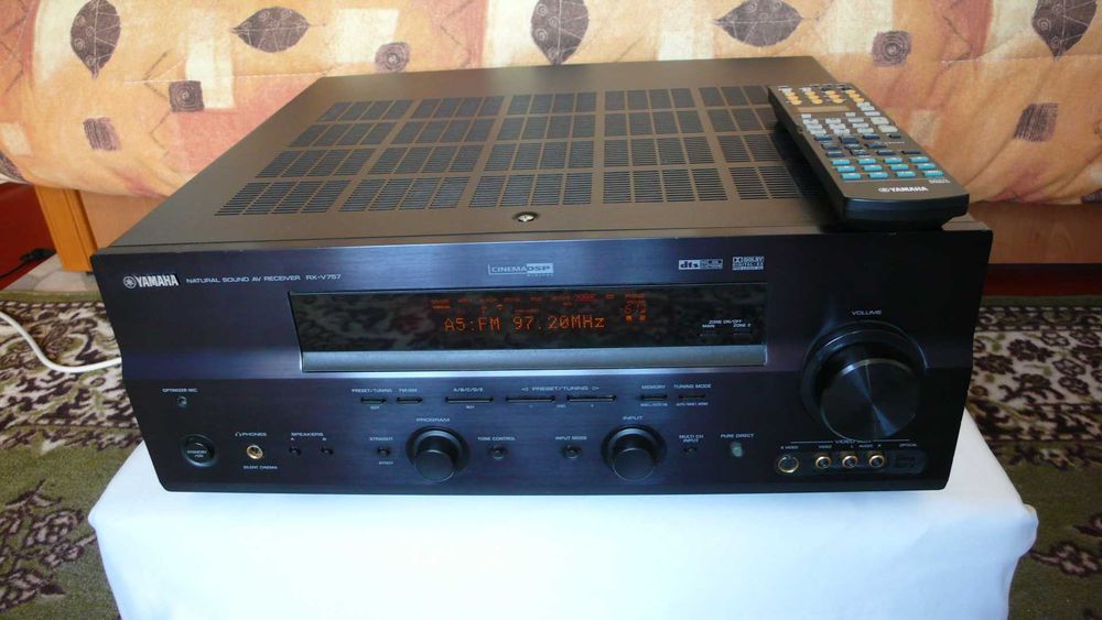 Arcam Solo Music MK2 -  підсилювач, CD/SACD плеєр, стример тюнер цап.