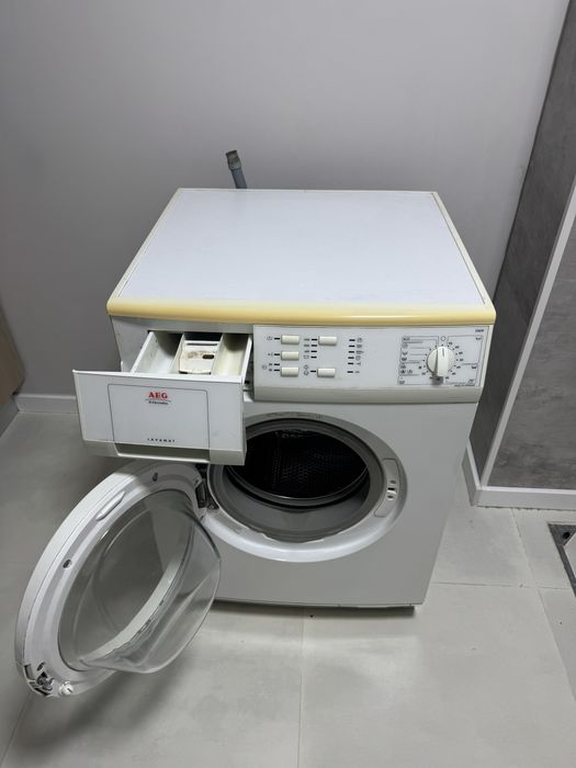 AEG Máquina de Lavar Roupa