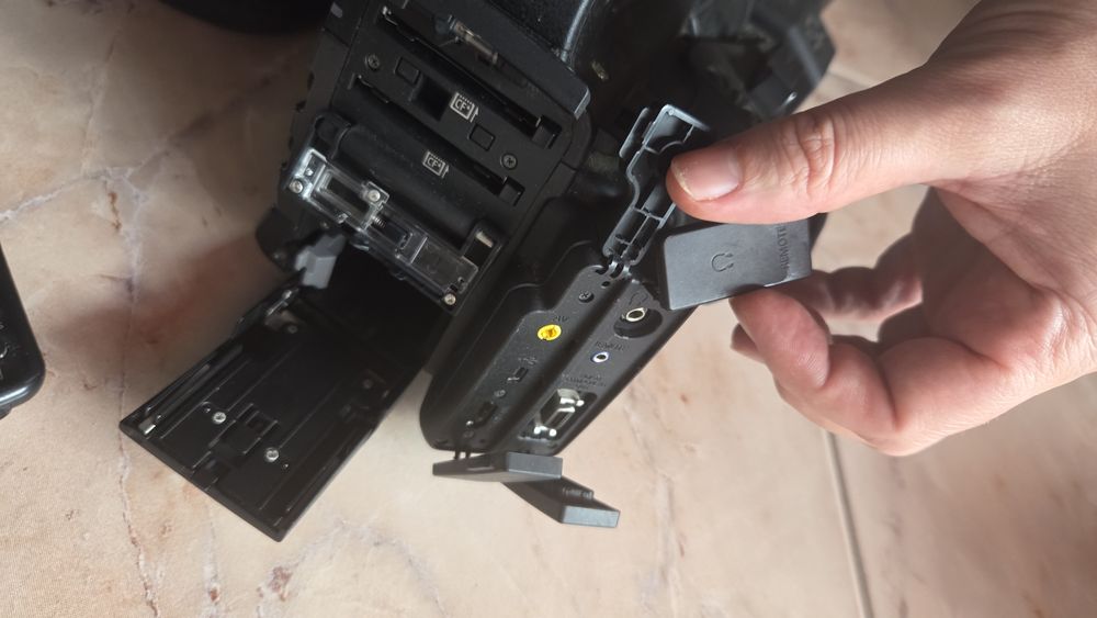 Canon xf300 + Mala sem rigida + baterias