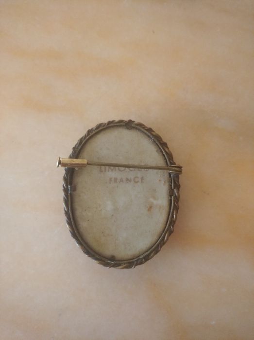 Broche de porcelana Limoges
