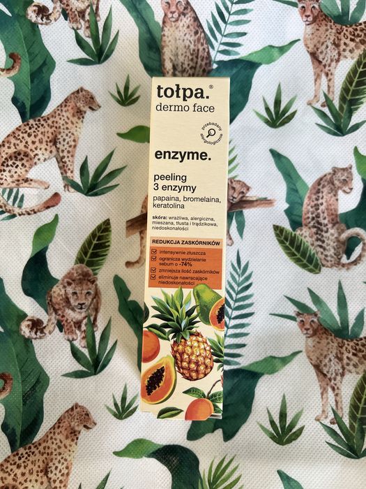 Peeling Tołpa 3 enzymy + gratis żel pod prysznic AXE 3w1