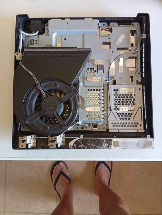 Carcaça PlayStation 3 slim 2004b