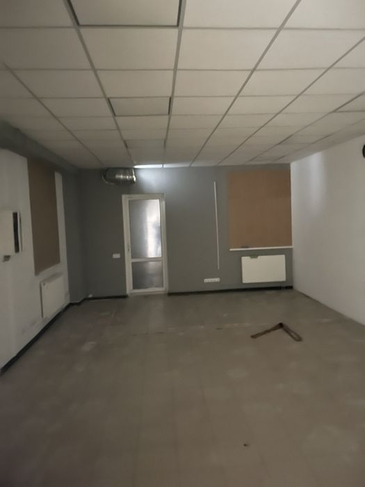 Оренда 98 м2 ,Ахматова 14- а, 42000 грн
