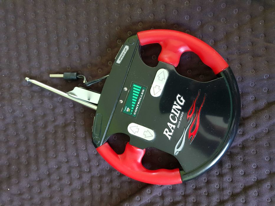 Samochód sterowany na radio