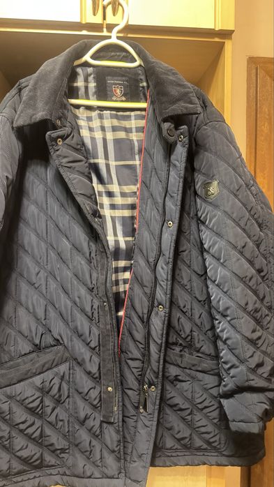 Продам чоловічу стьобану куртку батал