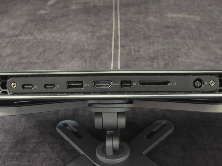 Alienware m16 R1 (16" IPS QHD+/ 7845HX/ 32 DDR5/ 1Tb SSD/ RTX 4080)