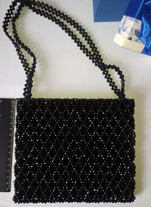 Сумочка из бусинок