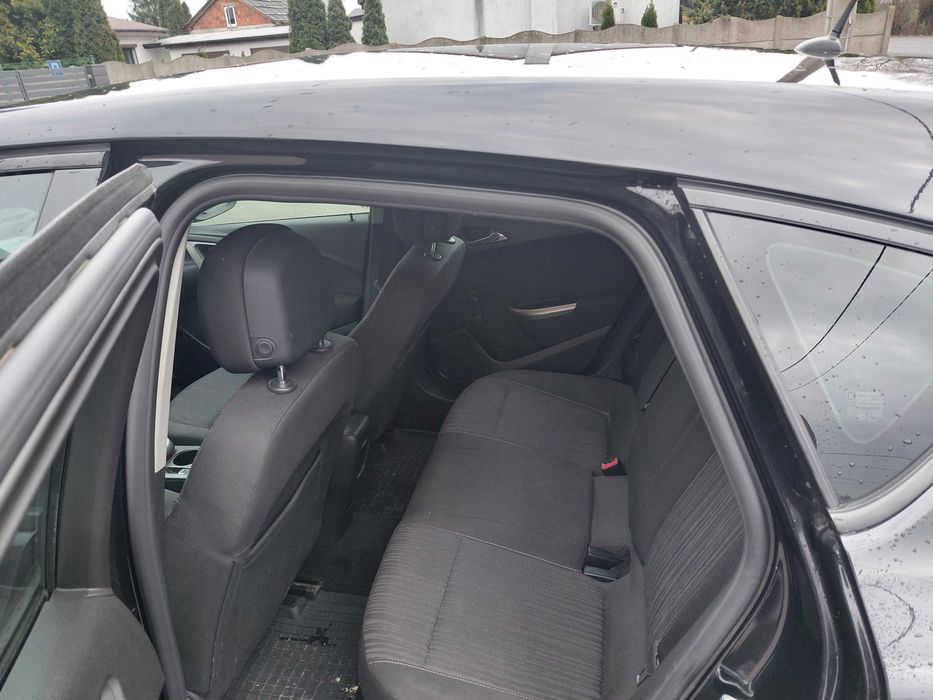 Opel Astra J 1.7 CDTI 125km.