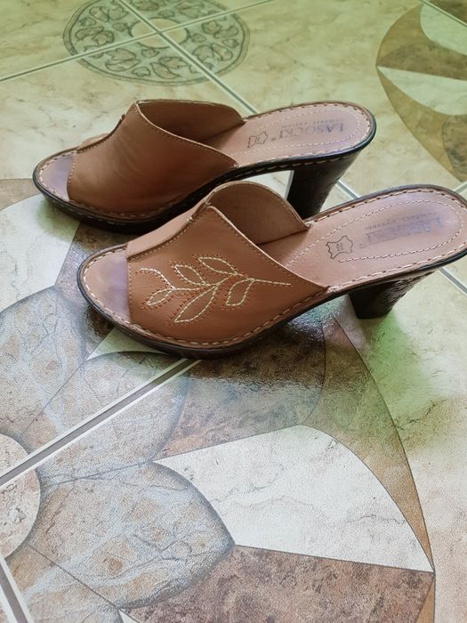 Buty damskie Lasocki