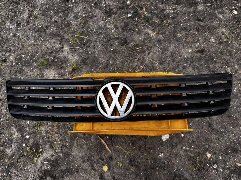 Grill /Atrapa VW Passat B5 ORI + GratiS