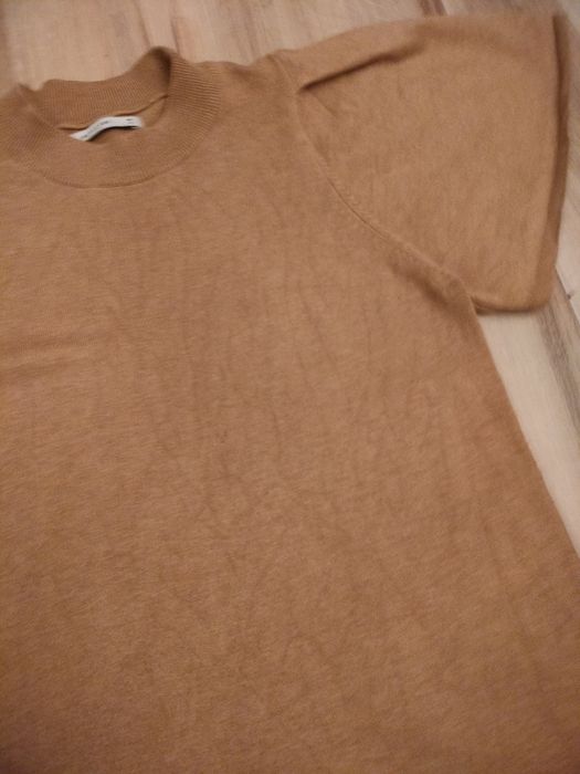 Piękna Reserved nietypowe rękawki