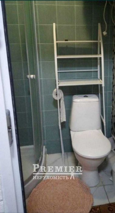 Продам 1 ком квартиру рядом с парком Шевченко.