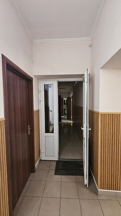 Оренда приміщень з ремонтом,  200м2 р-н меблевої фабрики