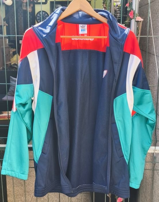 Casaco Adidas Tamanho L Verde/Vermelho/Azul/Branco SPORTPRO PORTUGAL