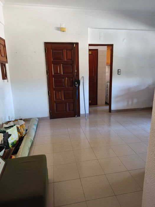 Vende-se apartamento T1 -Povoa de Sto Adrião